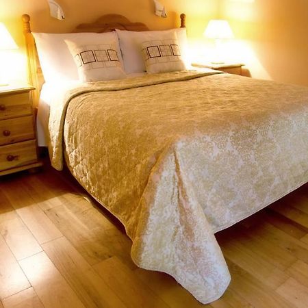 Mccarthy'S Lodge B&B Westport Phòng bức ảnh