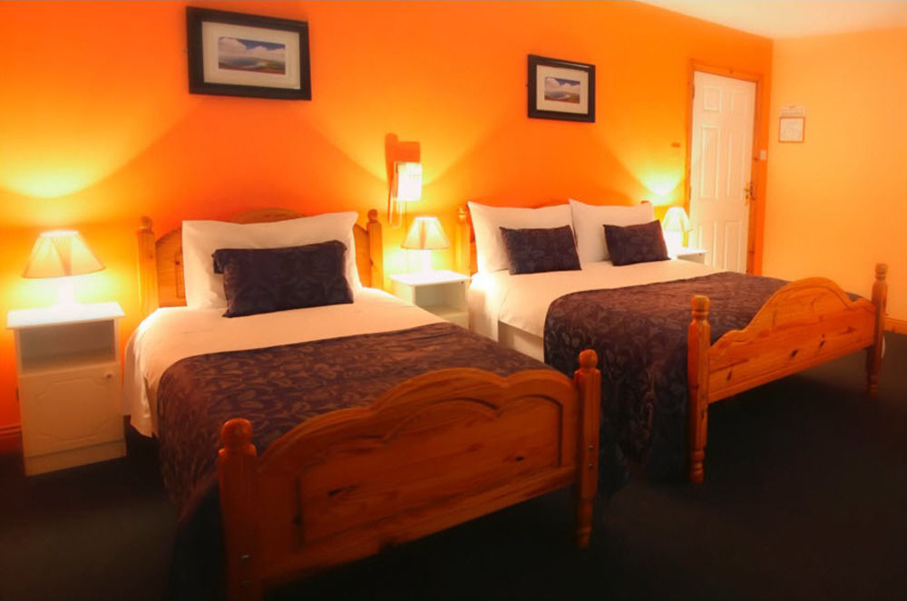 Mccarthy'S Lodge B&B Westport Ngoại thất bức ảnh