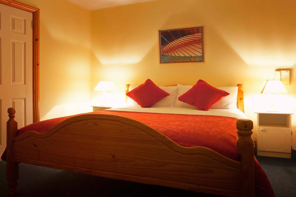 Mccarthy'S Lodge B&B Westport Phòng bức ảnh