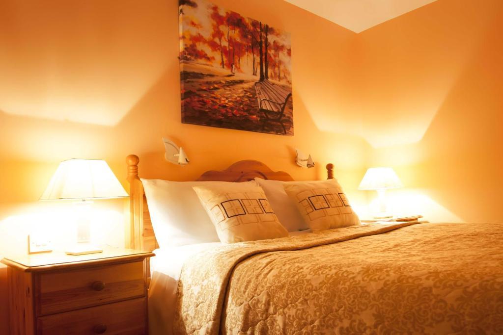 Mccarthy'S Lodge B&B Westport Phòng bức ảnh