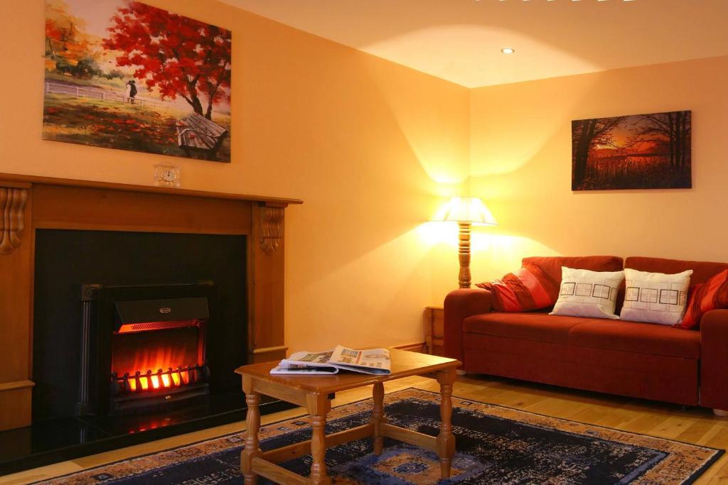 Mccarthy'S Lodge B&B Westport Ngoại thất bức ảnh